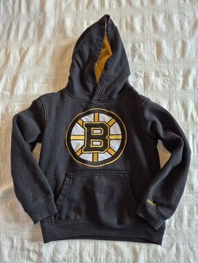 Reebok Boston Bruins boys Small or 8 black embroidered crest hoodie VGUC